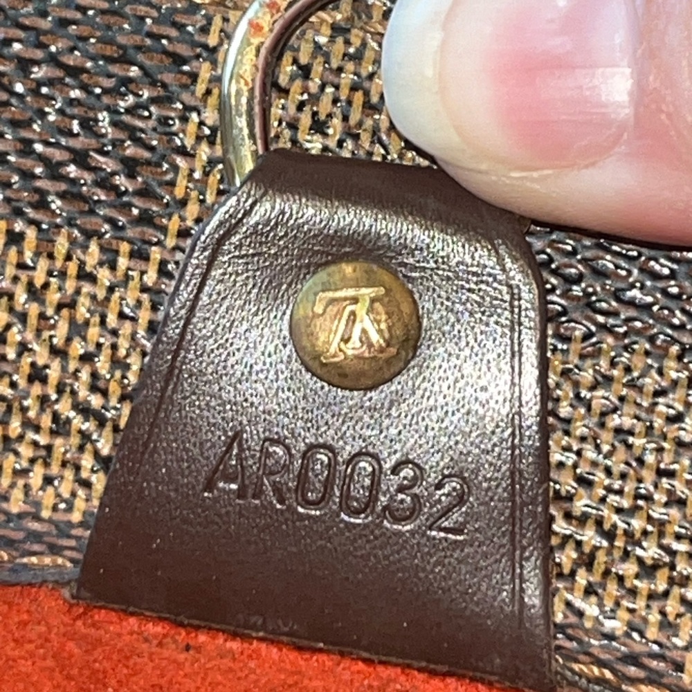 Authentic Louis Vuitton Parioli Damier Ebene shoulder bag π€ - Picture 11 of 12